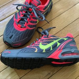 Nike Air Max Torch 4 - Size 8 - LIKE BRAND NEW